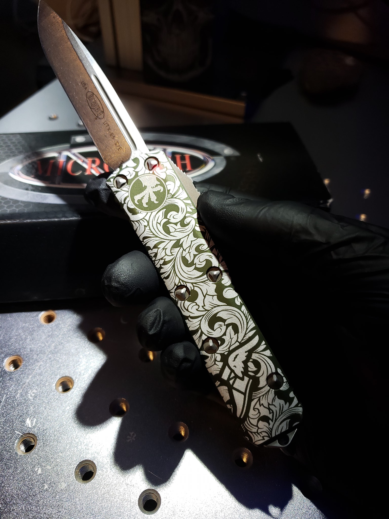 laser engraved knife scale