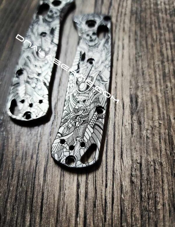 MINI Benchmade Bugout - Japanese Warrior - Samurai - Engraved Titanium Scales - EDC Gear