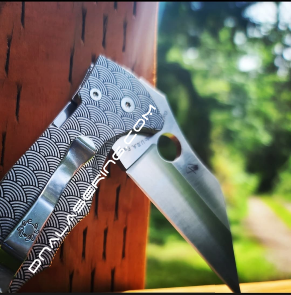 Spyderco Yojimbo 2 - Seigaiha Pattern - Japanese Waves - Deep Laser Engraved - Stonewash Titanium Scales - EDC Gear