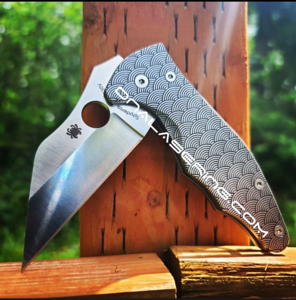 Spyderco Yojimbo 2 - Seigaiha Pattern - Japanese Waves - Deep Laser Engraved - Stonewash Titanium Scales - EDC Gear