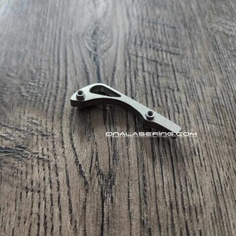 Benchmade MINI Bugout - Ti Backspacer Kit