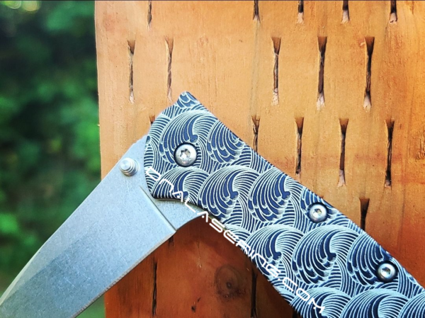 Kershaw Leek Linerlock Black - Dimensional Waves - Fiber Laser Engraved Black Scales - EDC Knife