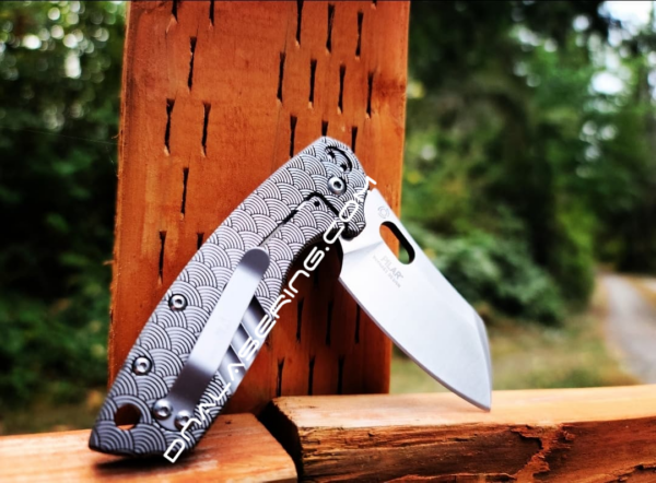 CRKT Large Pilar - Seigaiha Waves - Fiber Laser Deep Engraved Knife Scale - EDC - NIB Complete Knife