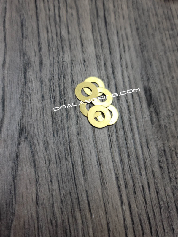 Spyderco PM2 / PM3 - Brass Washers - Set of 6 - EDC Gear - Para 3 - Para 2