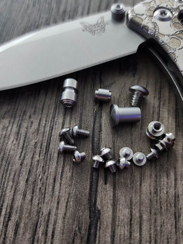 Benchmade Bugout & MINI Bugout - Replacement Screws Kit - Stainless Steel - Satin