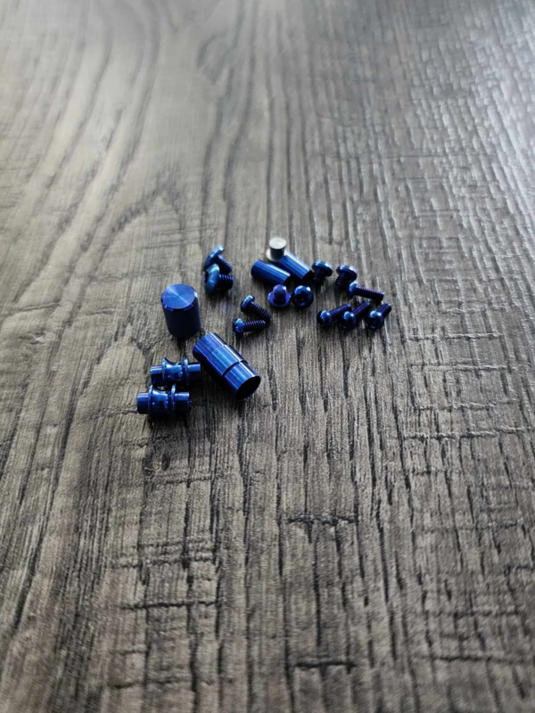 Spyderco Smock - Replacement Hardware Screw Set - Titanium - Blue Anodized - EDC Gear
