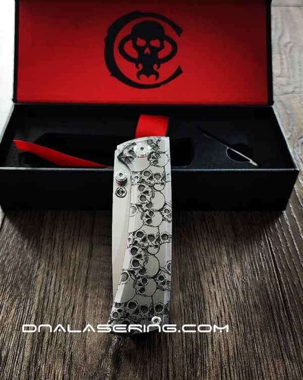 Chaves Knives - Relief Engraved RCK9 With Skull Design - Titanium - M390 steel - COMPLETE KNIFE - With Extra clip - New in box