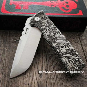 Chaves Knives - Relief Engraved Redencion 229 Kickstop - Day of the Dead - Titanium Scales - M390 Steel - COMPLETE KNIFE - Extra clip - New in box