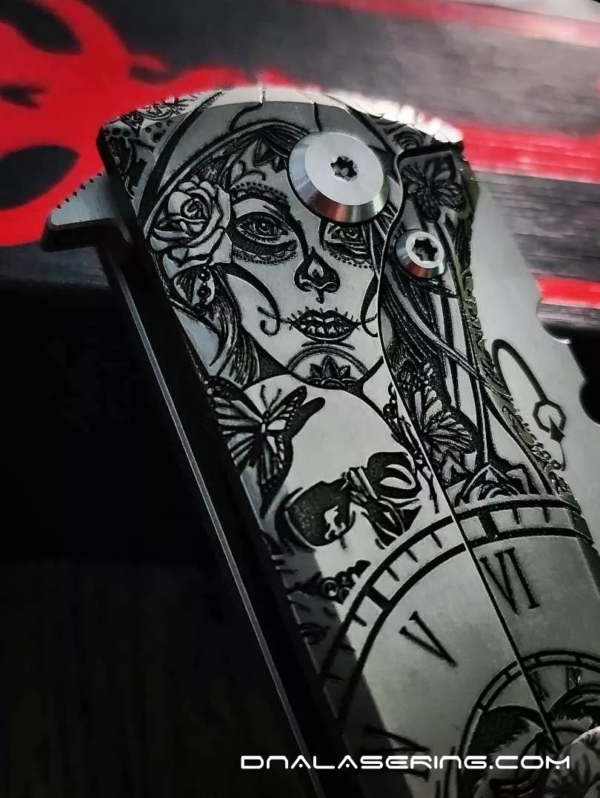 Chaves Knives - Relief Engraved Redencion 229 Kickstop - Day of the Dead - Titanium Scales - M390 Steel - COMPLETE KNIFE - Extra clip - New in box