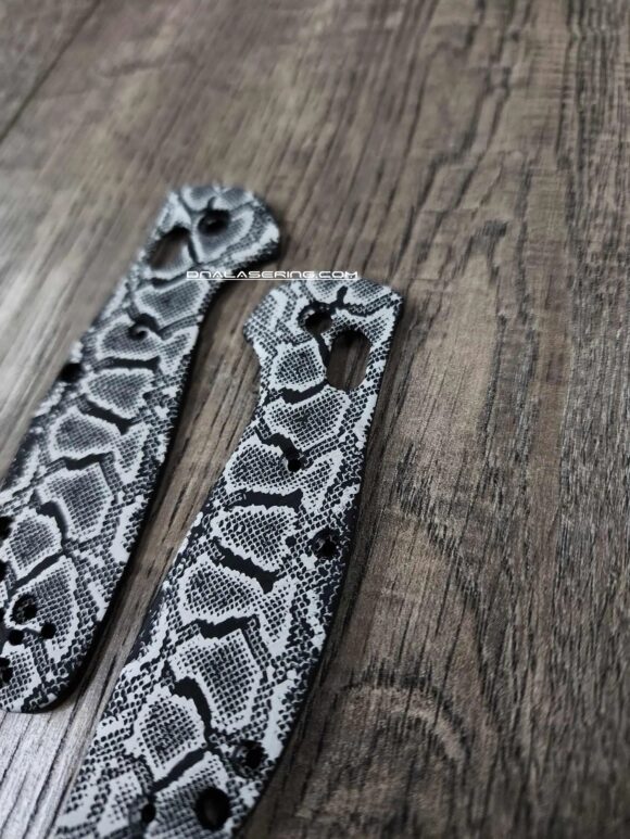 MINI Benchmade Griptilian - Reptile Skin - Laser Engraved Black Aluminum Loop Scales - With Hardware - EDC Gear - Image 3