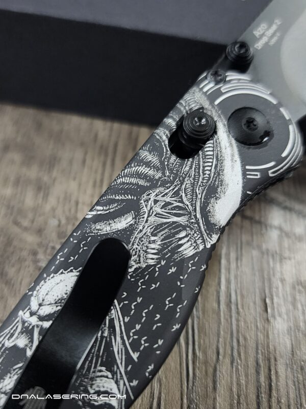 Kizer Drop Bear 2 – Alien vs Predator Laser Engraved Knife – Custom Sci-Fi EDC – Complete Knife