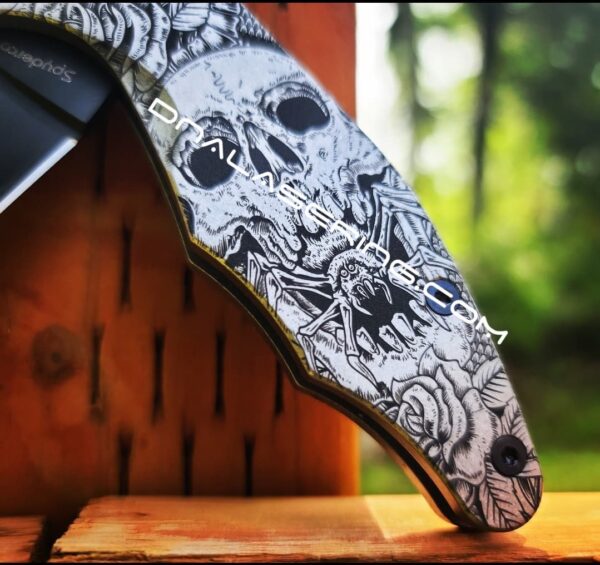 Fearless - Tarantula Inside Skull - Spyderco Yojimbo 2 TI - Deep Laser Engraved - Titanium Scales - EDC Gear - Fully Installed Knife Option