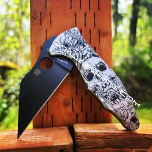 Fearless - Tarantula Inside Skull - Spyderco Yojimbo 2 TI - Deep Laser Engraved - Titanium Scales - EDC Gear - Fully Installed Knife Option