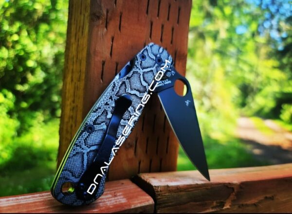 il_fullxfull.3970793694_2cjj-1.jpg Snakeskin - Reptile Pattern - Spyderco PM2 TI - Deep Engraved Titanium PM2 Knife Scales - Flytanium Gear - Knife & Hardware Optional