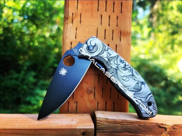 Detailed Leaf Scroll - Spyderco Tenacious - Deep Fiber Laser Engraved Titanium Scales - Flytanium  Gear *Scales Only*