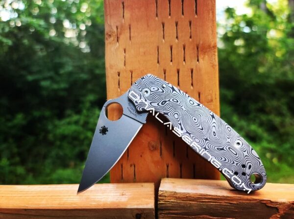 il_fullxfull.4126228899_nxp2-1.jpg Damascus Pattern - Spyderco PM3 TI - Deep Laser Engraved Titanium PM3 Knife Scales - EDC Gear - Hardware & Knife Install Options