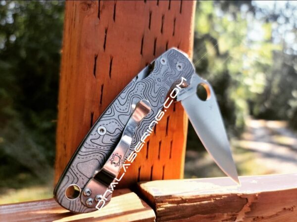 il_fullxfull.4231560028_1q35-1.jpg Topographic Map - Spyderco PM2 TI - Fiber Laser Deep Engraved - Titanium Knife Scales - Flytanium Gear - Knife & Hardware Optional