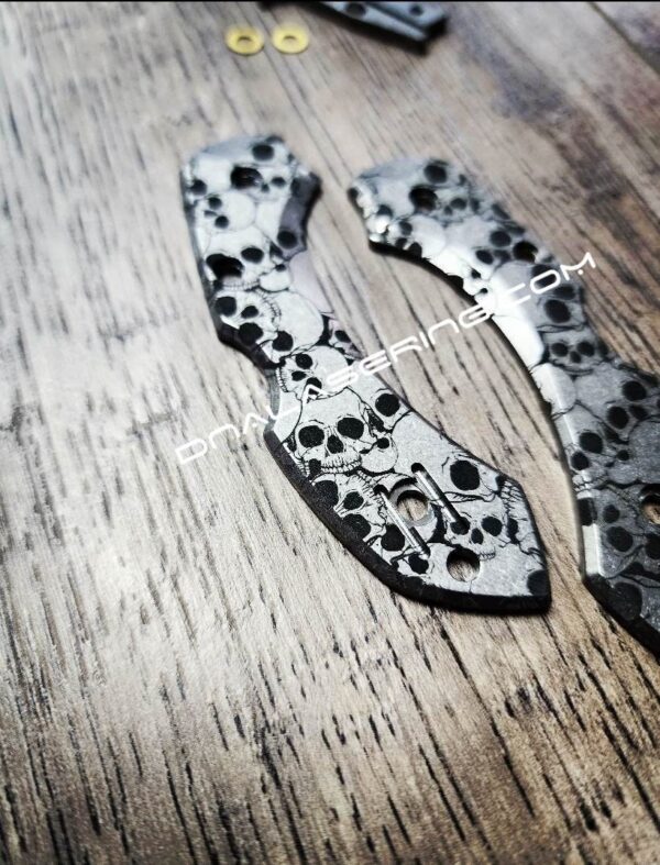 Skulls - Spyderco Dragonfly TI - Deep Laser Engraved Titanium Scales - Flytanium - EDC Gear