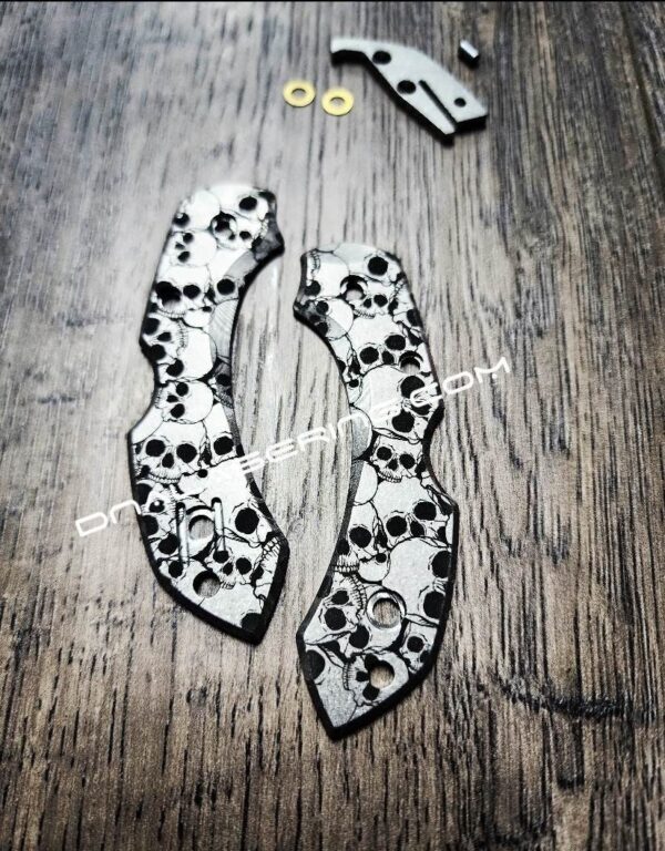 Skulls - Spyderco Dragonfly TI - Deep Laser Engraved Titanium Scales - Flytanium - EDC Gear