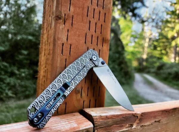 Kraken - Ruike P801 - Fiber Laser Deep Engraved - EDC Gear - Complete Knife