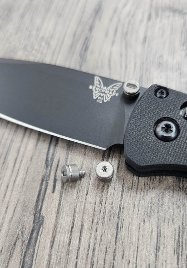 Slotted Titanium Thumbstud Kit for Benchmade Knives - Bugout - 940 - 945 - Griptilian - Flytanium Gear