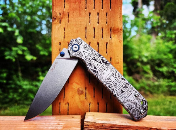 Aztec Calendar - Ruike P801 - Fiber Laser Deep Engraved - EDC Gear - Complete Knife