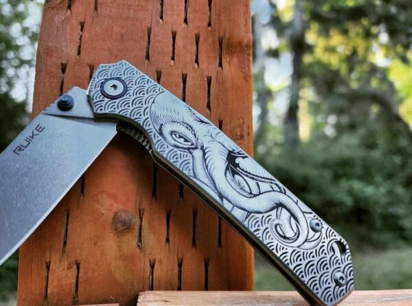 Kraken - Ruike P801 - Fiber Laser Deep Engraved - EDC Gear - Complete Knife