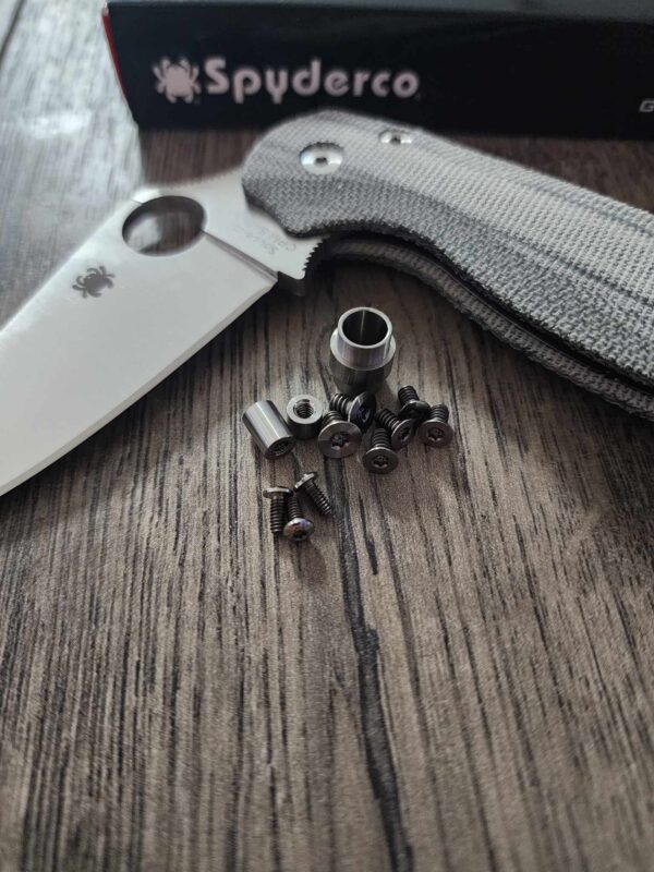 Spyderco PM2 - Titanium Hardware Kit