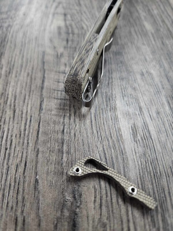 Benchmade MINI Bugout - Green Canvas Micarta - Backspacer - Flytanium Gear