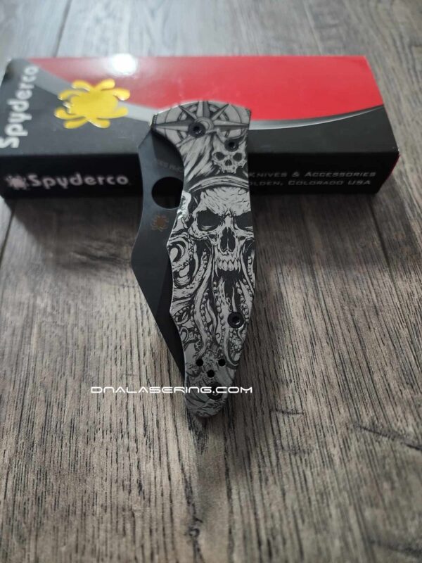 il_fullxfull.5659346835_huzh.jpg Davy Jones Skull - Kraken Skull - Spyderco Yojimbo 2 - Deep Laser Engraved - Titanium Scales - EDC Gear - *Fully Installed Knife Option*