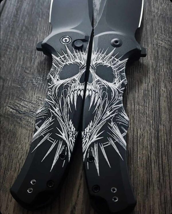 CIVIVI Praxis Screaming Skull SET - 2 Flipper Button Lock Knife Black Aluminum complete knives - Evil - Skull- EDC Knives - Limited