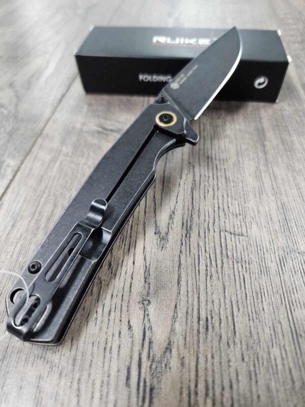 Mandalorian - Mando - Din Djarin - Ruike P801 Black - Fiber Laser Engraved - EDC Gear - Complete Knife