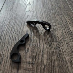 Titanium Backspacer - Black TI - Spyderco Paramilitary 3 - PM3 - Flytanium Gear