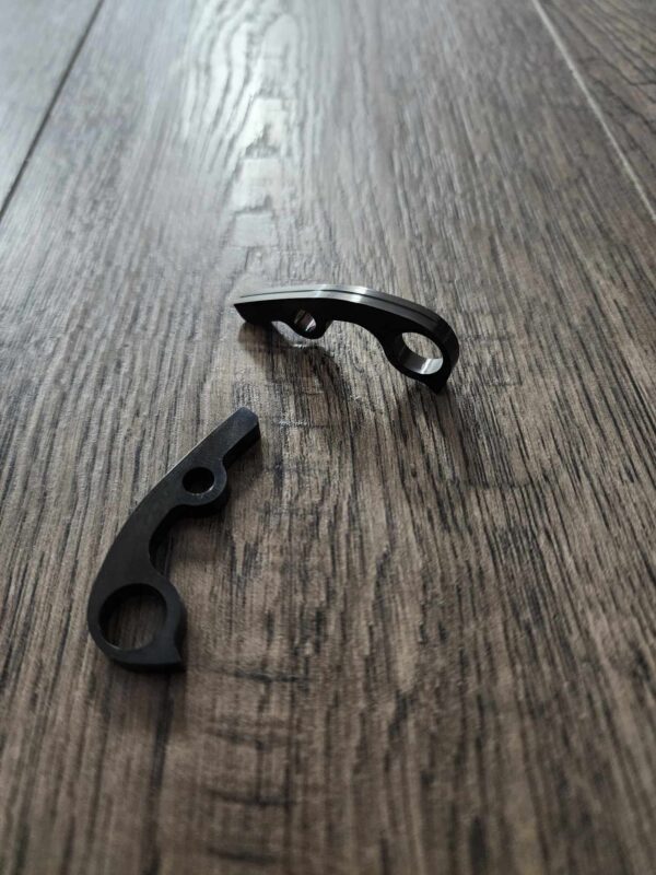 Titanium Backspacer - Black TI - Spyderco Paramilitary 3 - PM3 - Flytanium Gear