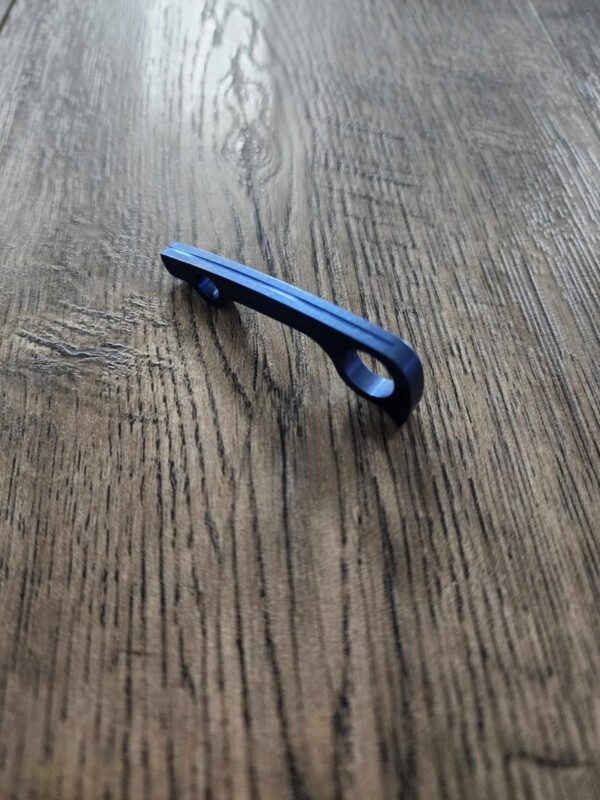 Blue anodized Titanium Backspacer - PM2 Spyderco Flytanium