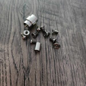 il_fullxfull.5931987502_dfeo.jpg Spyderco PM3 - Titanium Scales Hardware Kit - Flytanium