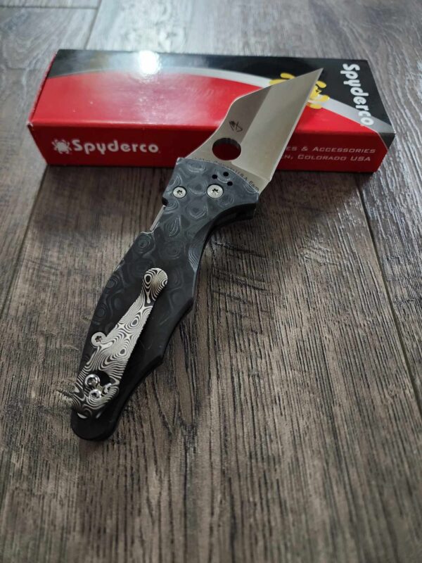 Spyderco Yojimbo 2 - Damascus Carbon Fiber Scales - Blacksmith Deep Carry LynchNW Pocket clip Laser Engraved with Damascus Pattern