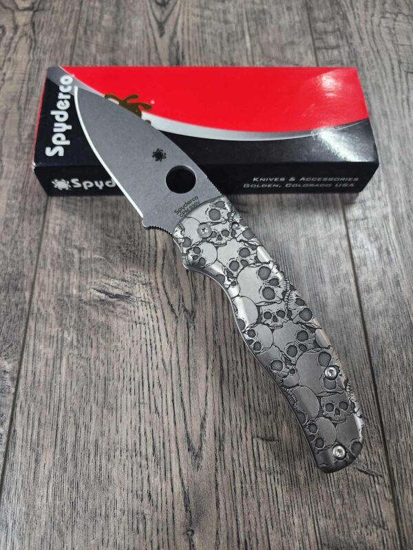 Spyderco Shaman - Skulls Pattern - Relief Laser Engraved - Titanium scales - Complete Knife - LynchNW Clip - Phosphor Washers