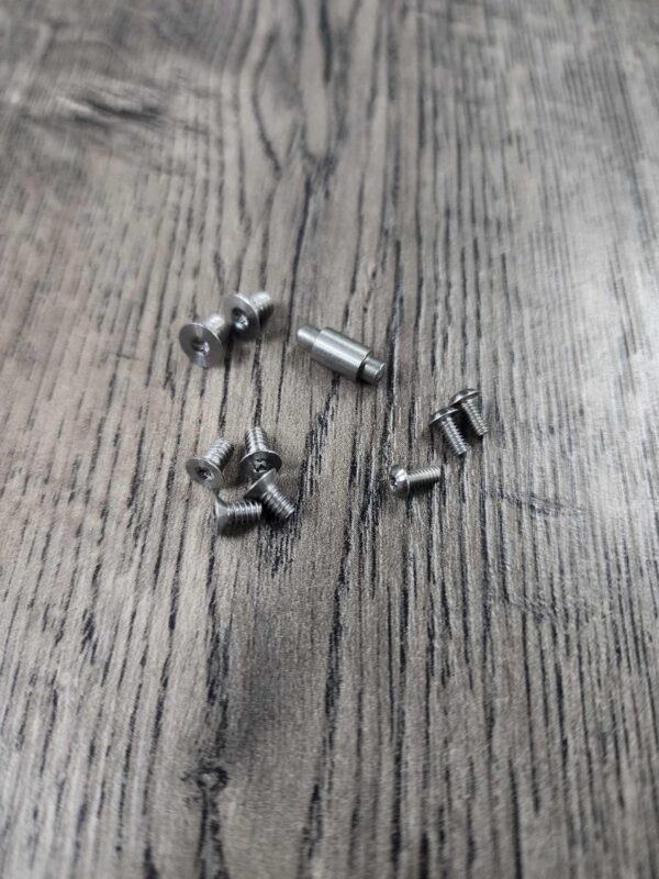 Spyderco Bodacious - Stainless Replacement Hardware Screw Set for Spyderco Bodacious - Satin Finish