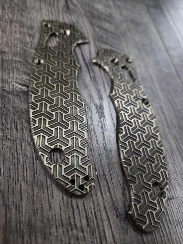 Spyderco Manix 2 Brass Relief Engraved Geo-Tri Pattern - Aged Brass - EDC Scales - Knife Install Optional