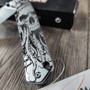 Davy Jones  - Ruike P801 - Fiber Laser Deep Engraved - EDC Gear - Complete Knife - Skull - Kraken