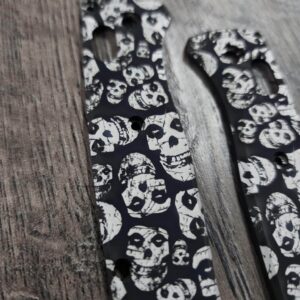 Misfits Benchmade Bugout Titanium Black Scales - EDC Scales - 535 Bugout - Skulls