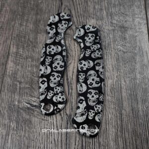 il_fullxfull.7010127165_b2g4-1.jpg Misfits - Spyderco PM2 TI - Fiber Laser Engraved - Titanium Black Scales - Fiend Skulls - Flytanium Gear - Knife & Hardware Optional