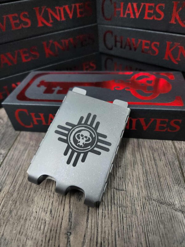 il_fullxfull.7195547122_tpaa.jpg Chaves Ultramar - Skull & Zia Sun - Fiber Laser Relief Engraved - TI Fold Wallet - EDC Gear - Titanium Wallet Cards Only
