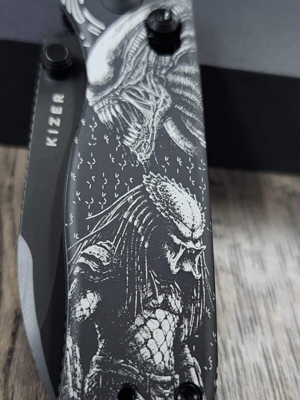 Kizer Drop Bear 2 – Alien vs Predator Laser Engraved Knife – Custom Sci-Fi - EDC – Complete Knife