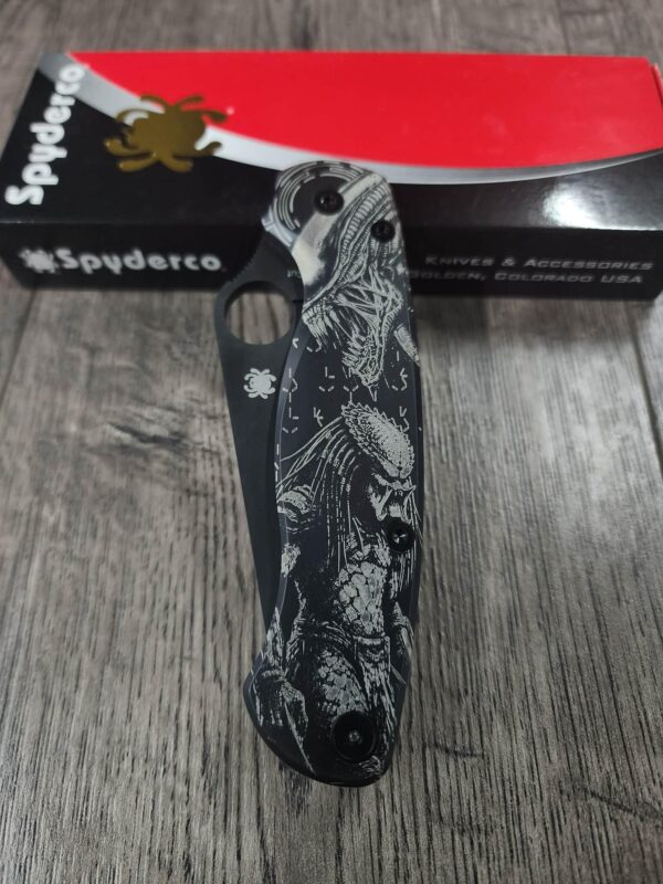 PM2 Magnacut - AVP - Predator vs Alien Engraved titanium Scales - Predator Deep Carry LynchNW Pocket Clip - Green Glow Lanyard Plug - NIB