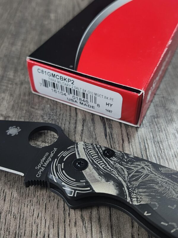 PM2 Magnacut - AVP - Predator vs Alien Engraved titanium Scales - Predator Deep Carry LynchNW Pocket Clip - Green Glow Lanyard Plug - NIB