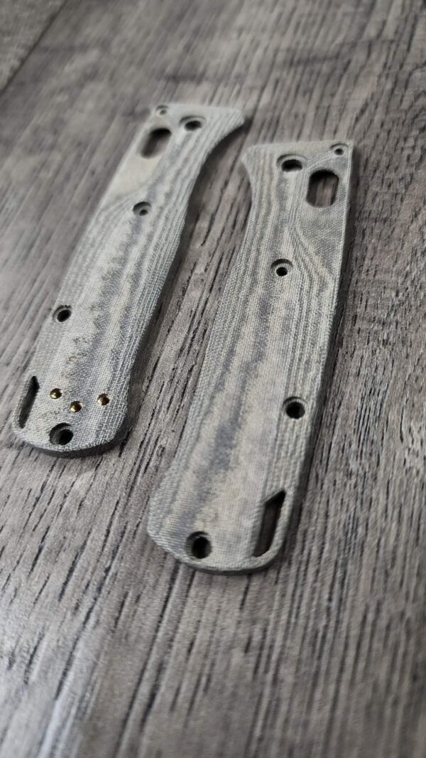 MINI Bugout Crossfade - Micarta Scales - Green Linen Micarta - Flytanium Gear