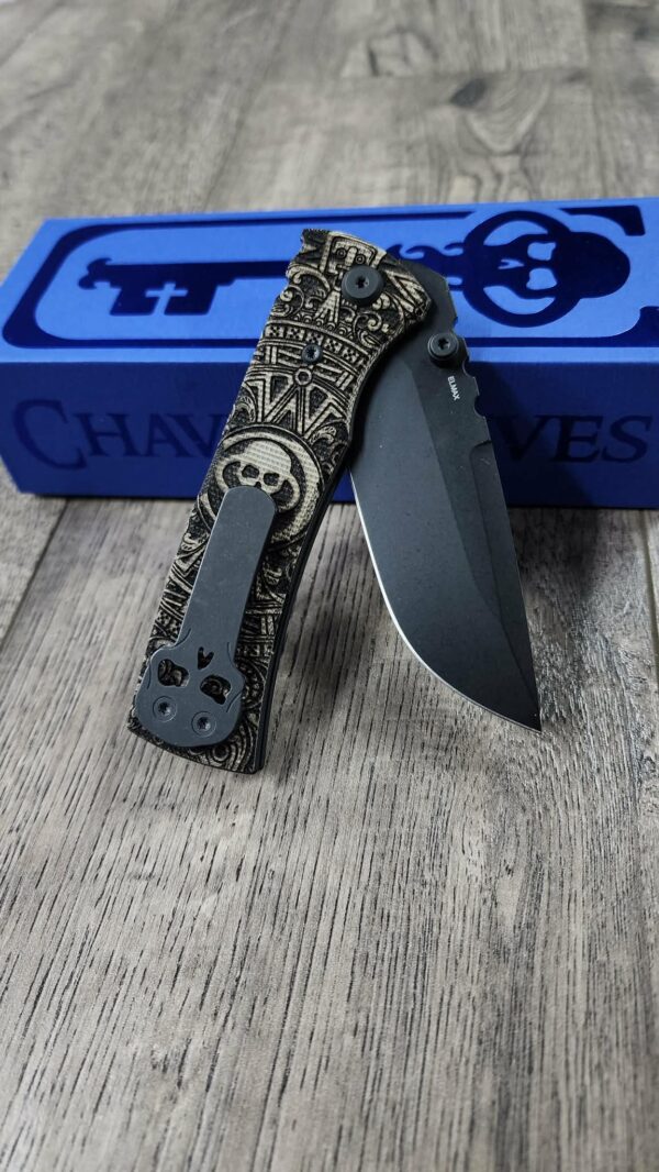 Chaves 229 Redencion Blue Label – Green Micarta w/ Skull Aztec Relief Engraving – Custom Knife - Drop Point - Black Elmax Steel