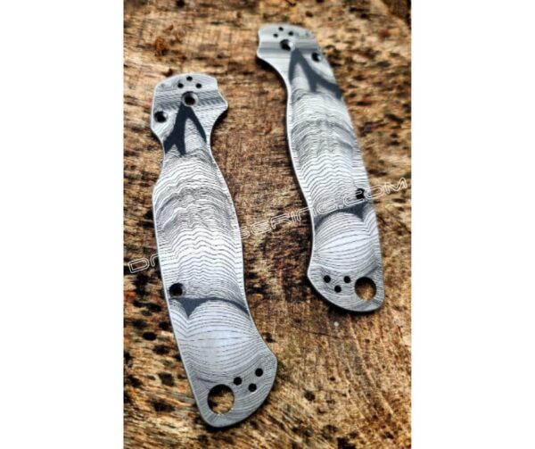 Striptease - Line Art - Spyderco PM2 - Engraved Titanium Knife Scales - Paramilitary 2 Flytanium Gear - Knife & Hardware Optional